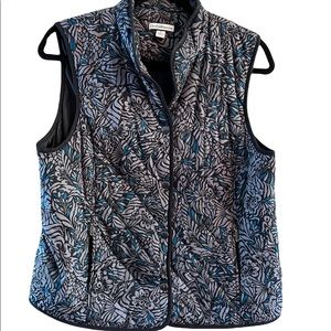 Croft&barrow Women’s Floral Lightweight Quilted Vest snap closur…